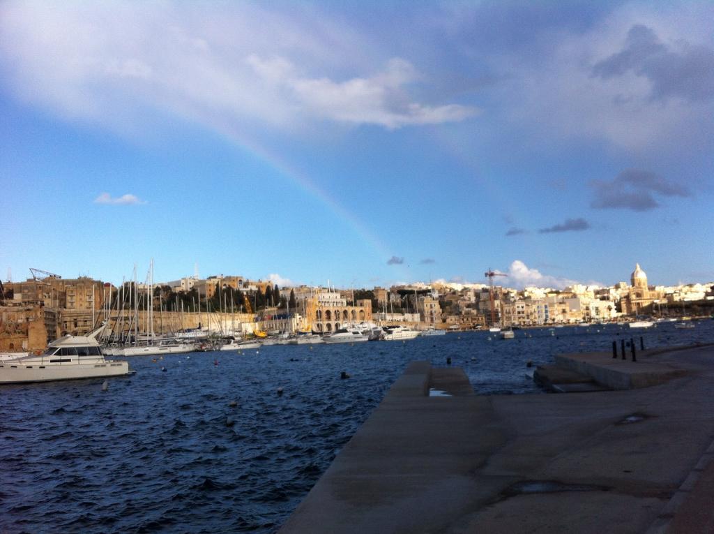 Genista Apartment Kalkara 部屋 写真