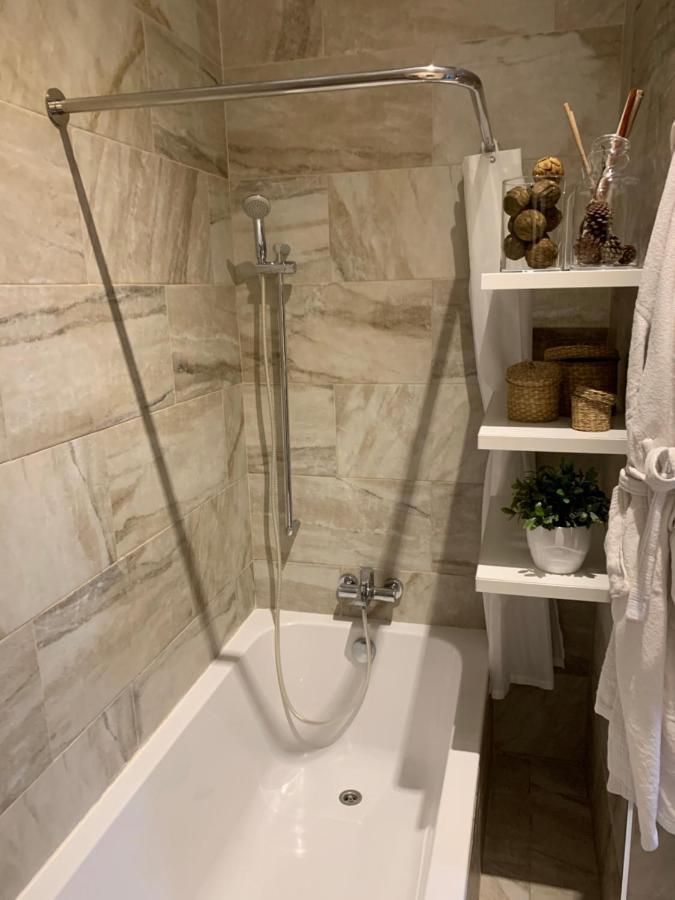 Genista Apartment Kalkara エクステリア 写真